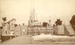 Downbound steamer in Weitzel Lock