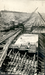 Full-length view of lock construction