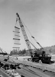 Backstay span for Mackinac Bridge (10 of 14)