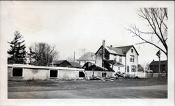 Building Foundations and Neighboring House Damage After Fire