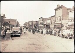 (165-007) Ontonagon Labor Day Parade 1944 (7 of 12)